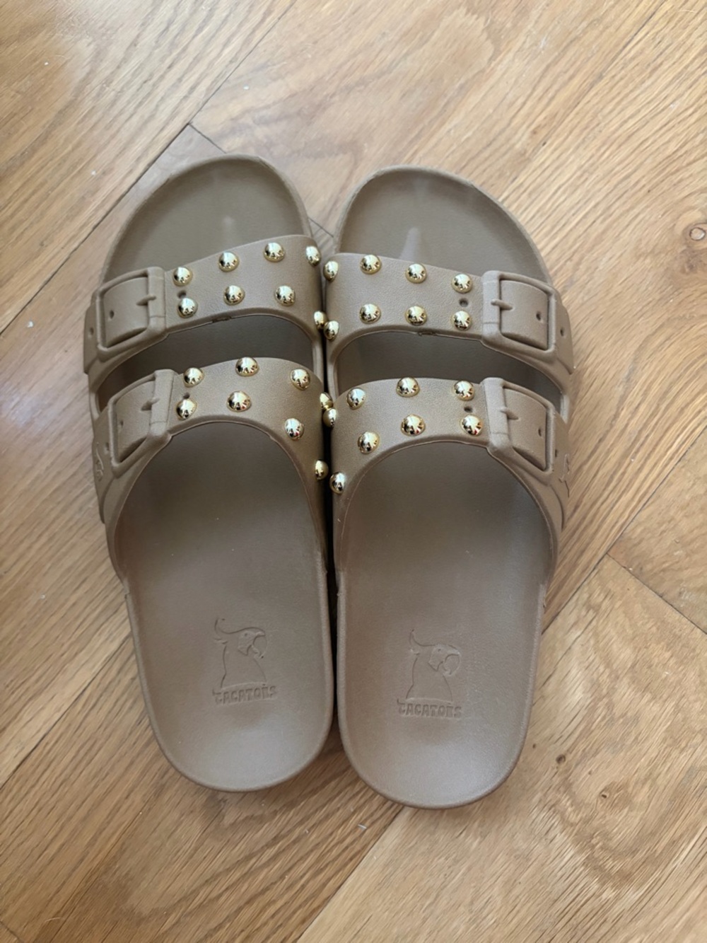 Cacatoes Tan Double-Strap Stud Slide Sandals 6.5